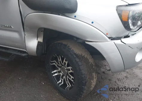 2006 Toyota Tacoma Base V6 z USA, uszkodzony, nr VIN 5TEMU52N46Z179700